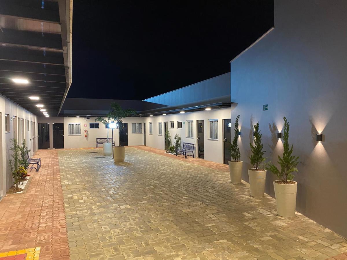 Hotel Goiano Estreito  Экстерьер фото